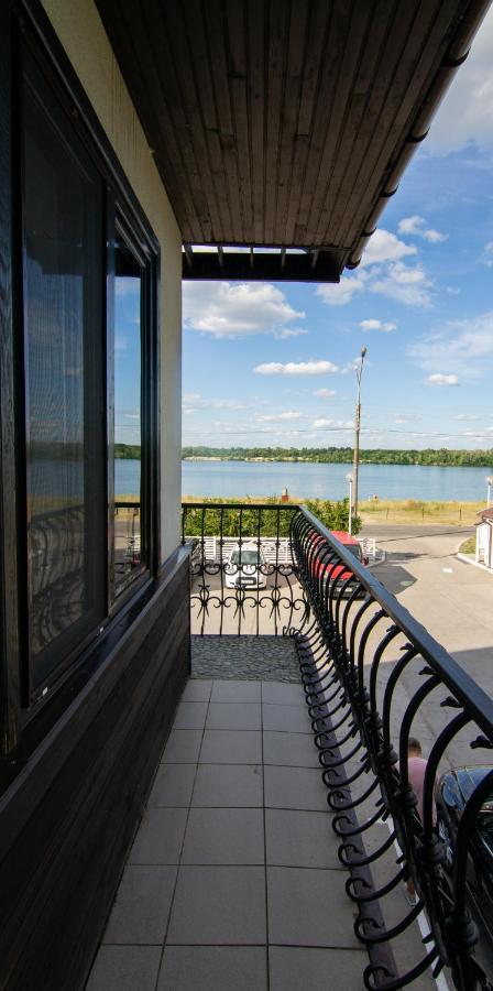 Knyazha Hora Hotel Kaniv Exterior photo