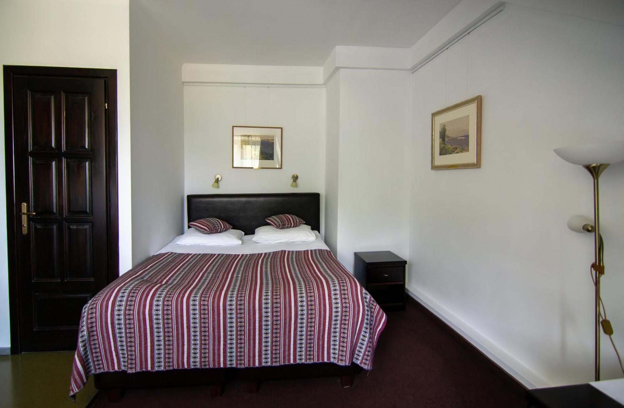 Knyazha Hora Hotel Kaniv Room photo